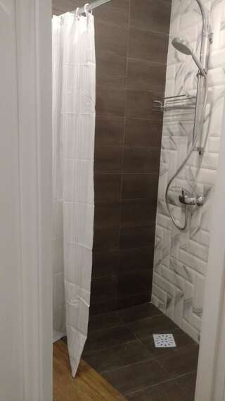Отель Hotel The gallery Киев Улучшенный семейный номер-7