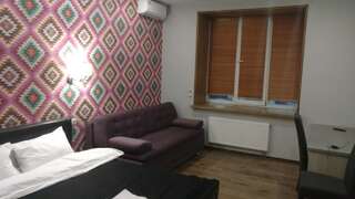 Отель Hotel The gallery Киев Люкс с гидромассажной ванной-4